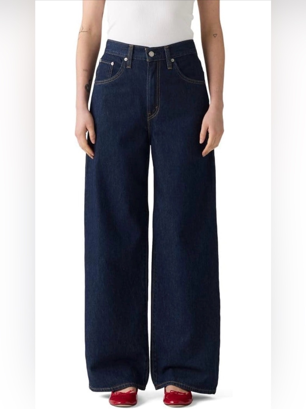 Levi's® Women's High Rise Cinch Baggy Jean Size 29 Dark Wash